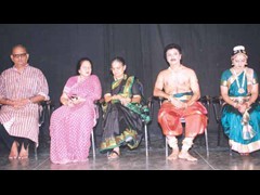 With Art critic Sri.V.A.K.Rangarao, Minister Smt.Rani Satish & Smt.Sudha Murthy