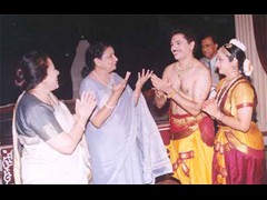 With H.E. Smt.Ramadevi, Governor of Karnataka & Minister Smt.Rani Satish